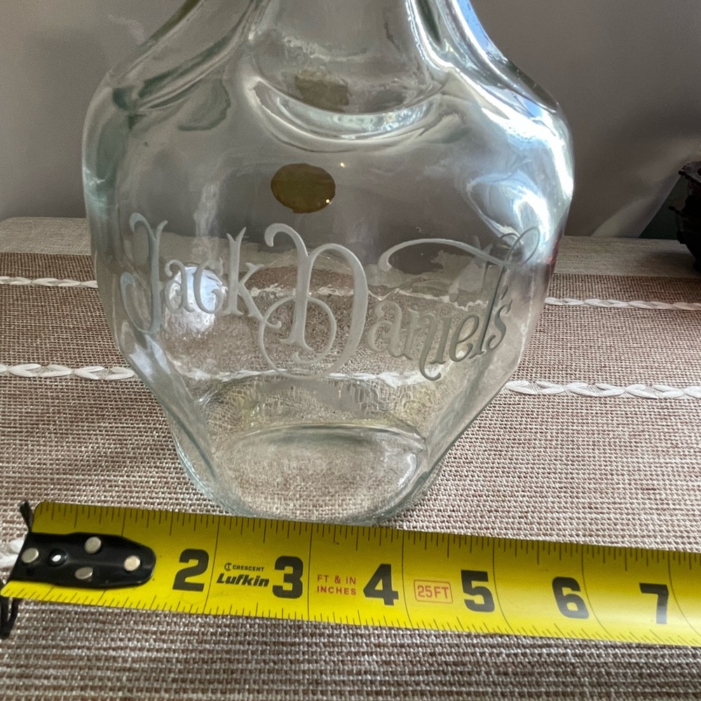 Vintage Jack Daniels Belle of Lincoln Etched Decanter 1.75 L Taster Signed Label - Picture 12 of 12